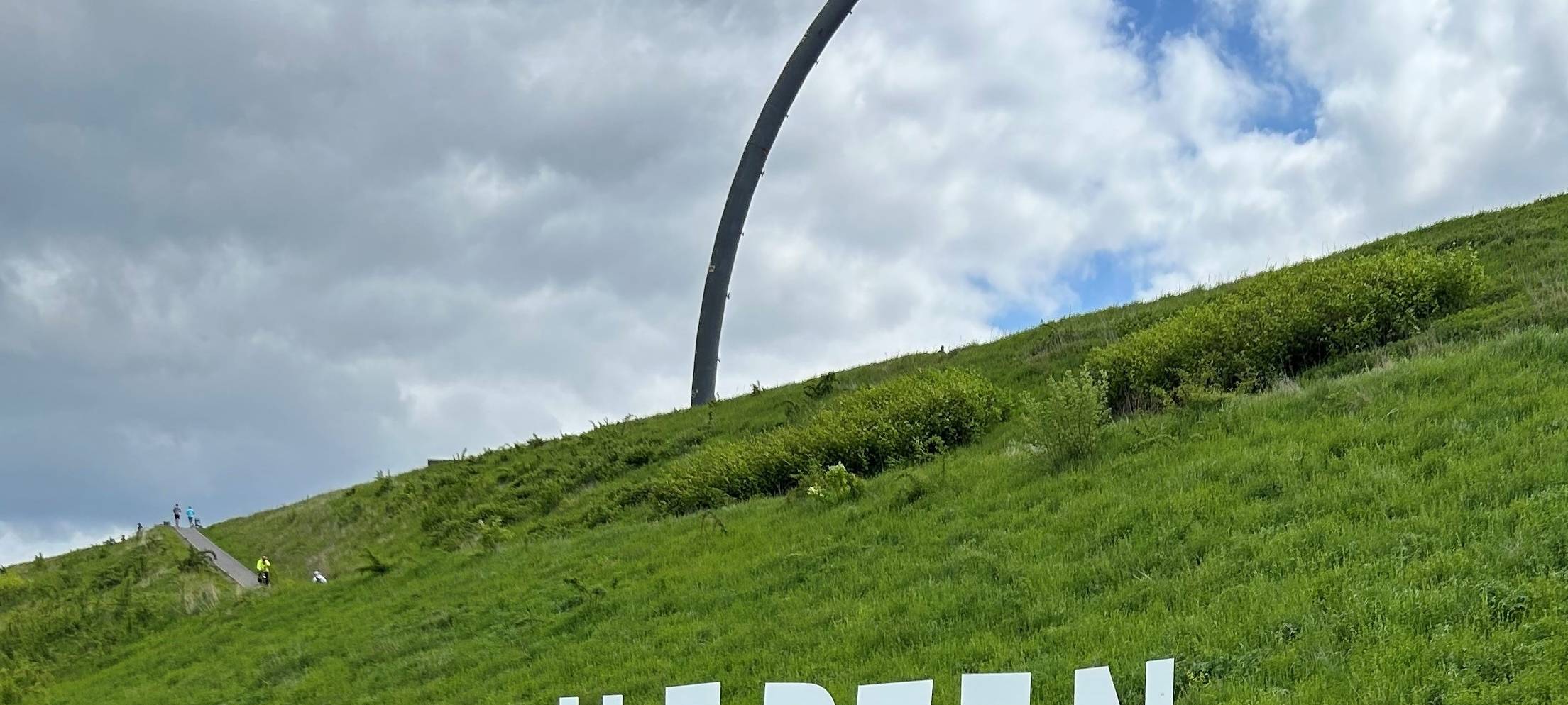 Der HERTEN-Schriftzug prangte unterhalb des Observatoriums auf der Halde Hoheward.