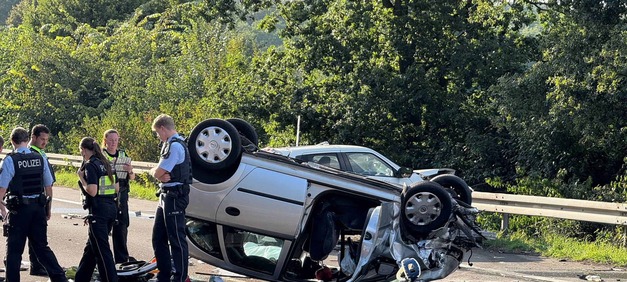 Ein Toter und fünf Verletzte bei schwerem Unfall in Haltern