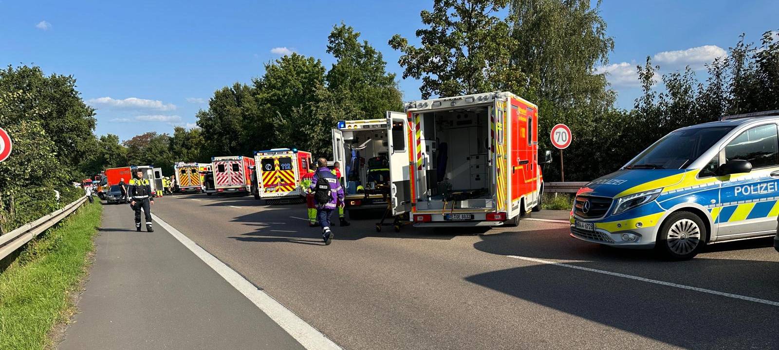 Ein Toter und fünf Verletzte bei schwerem Unfall in Haltern