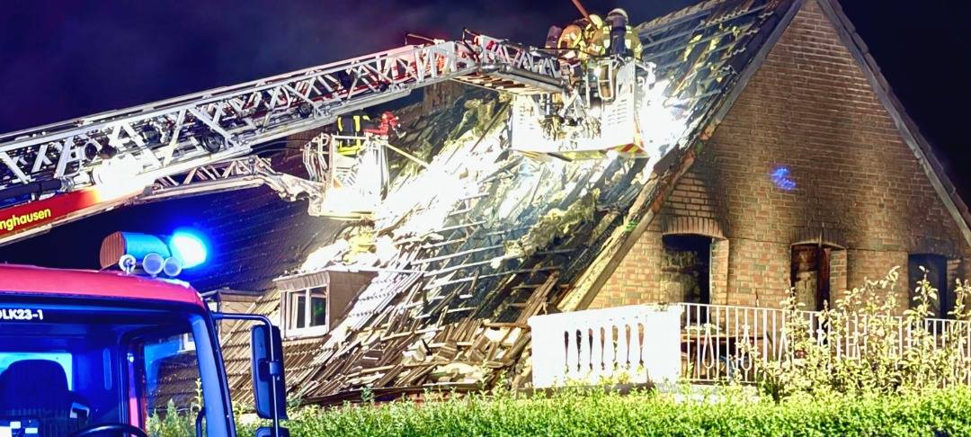 Doppelhaus-Brand in Recklinghausen: Mann schwer verletzt