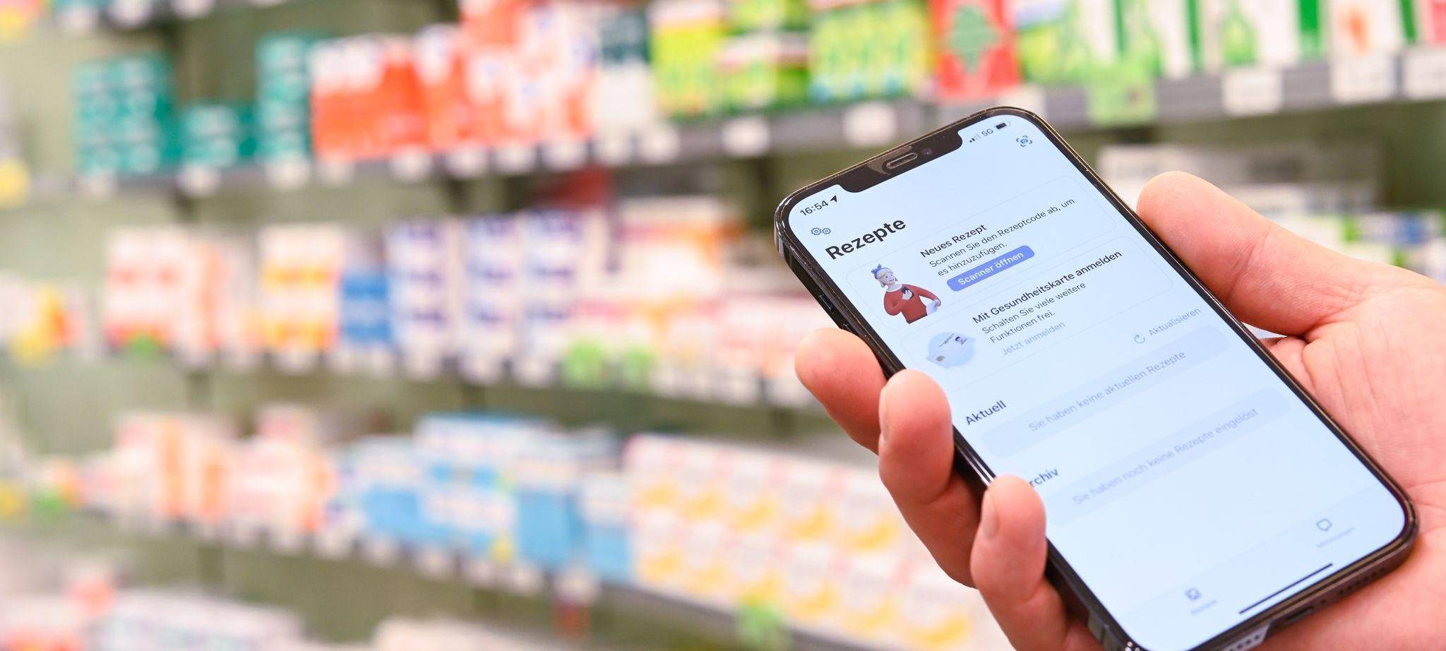 E-Rezept ist auf einem Smartphone zu sehen