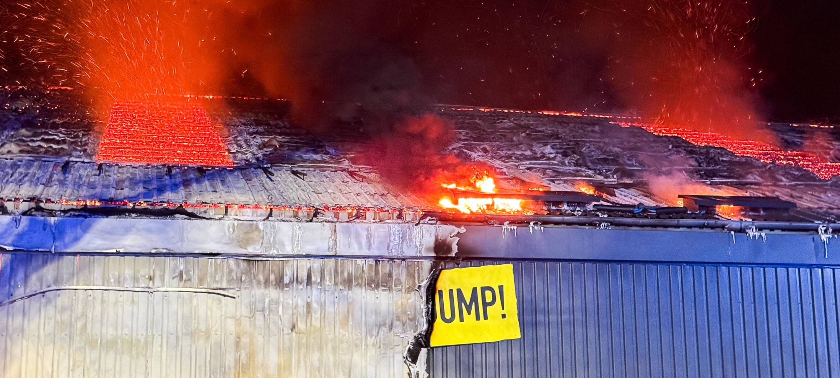 Recklinghausen: Ursache für Feuer in Trampolinhalle gefunden