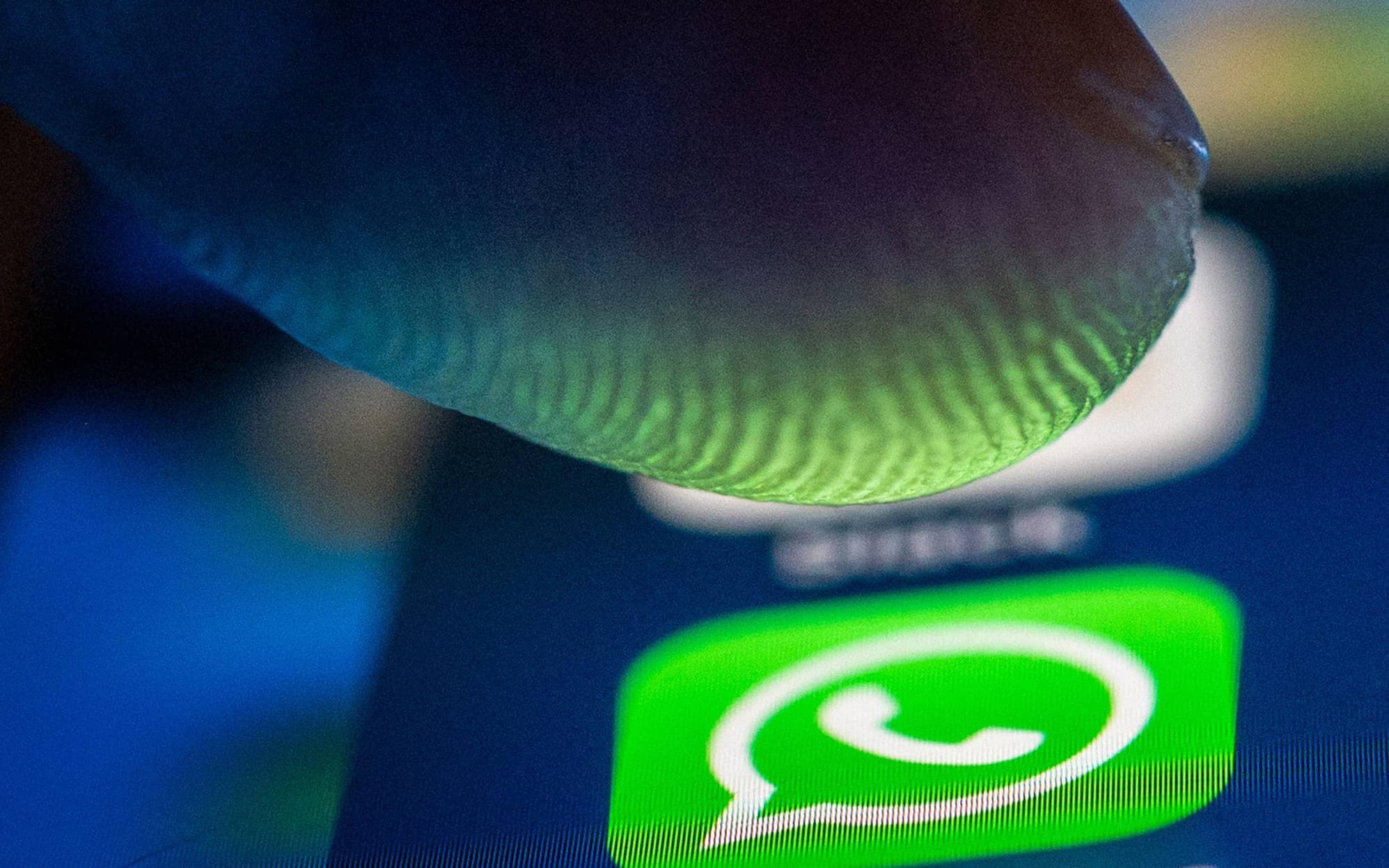 Whatsapp auf dem Bildschirm eines Smartphones