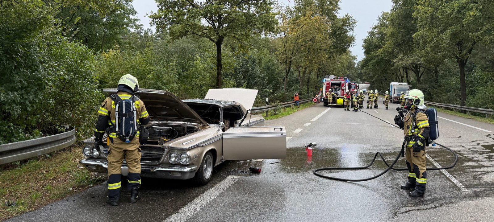 Haltern: Wertvoller Oldtimer geht in Flammen auf