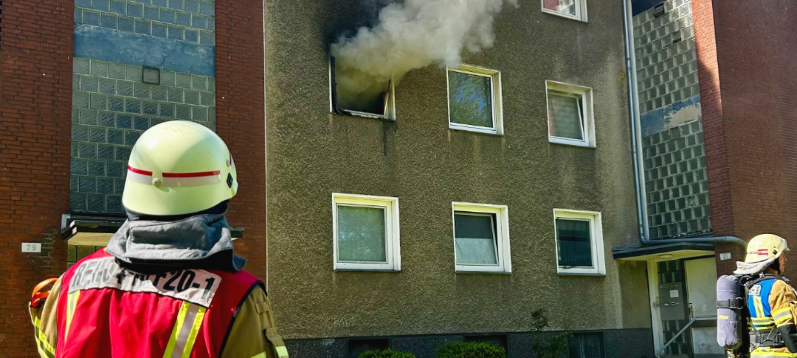 50 Einsatzkräfte bei Wohnungsbrand in Recklinghausen